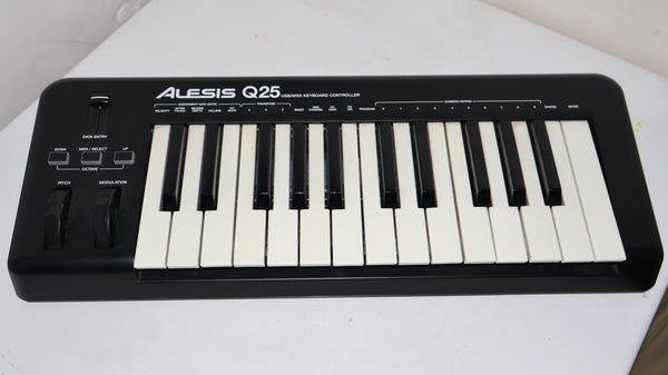 Alesis Q25